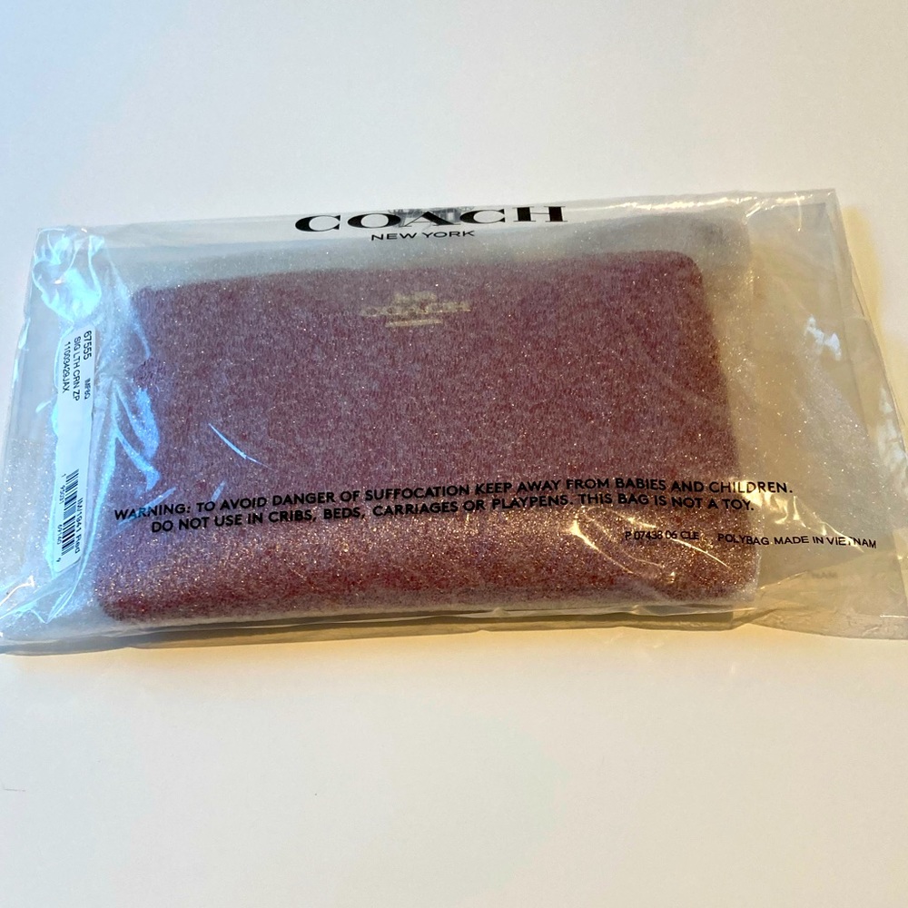 NWT 🎁♥️COACH Wristlet♥️🎁 Signature Leather Corner Zip • GORGEOUS • EMBOSSED♥️ - Picture 8 of 8